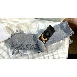 Tommy Copper Comfort Lounge Crew Socks, Copper infused, Grip Dots, Medium, NWT